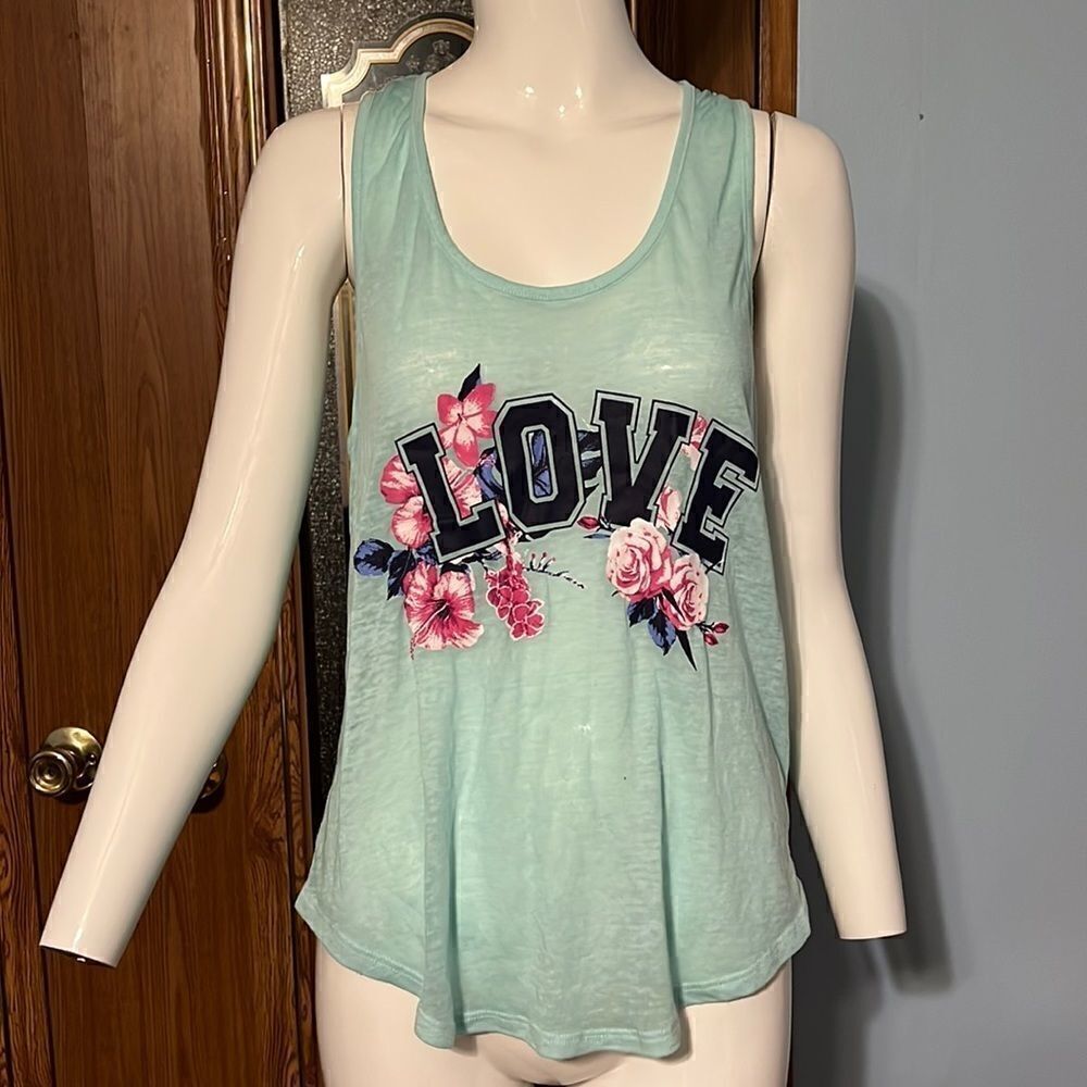 No Boundaries Top  